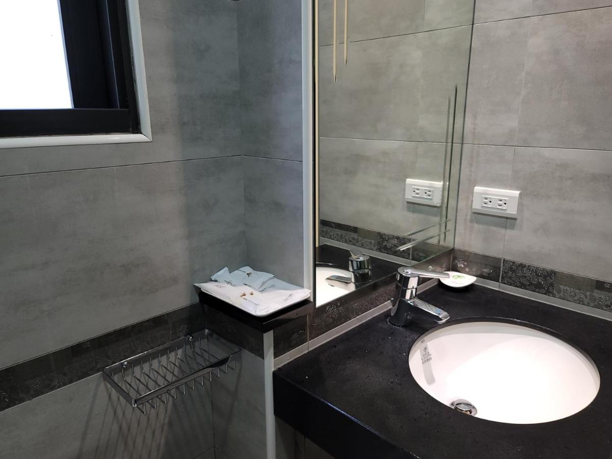 渡小夜電梯民宿 Yilannight B&B Wujie Exterior foto