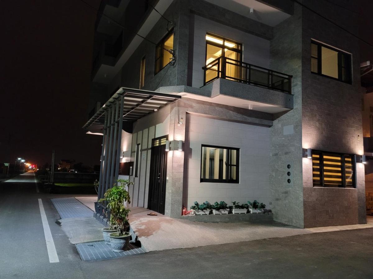 渡小夜電梯民宿 Yilannight B&B Wujie Exterior foto