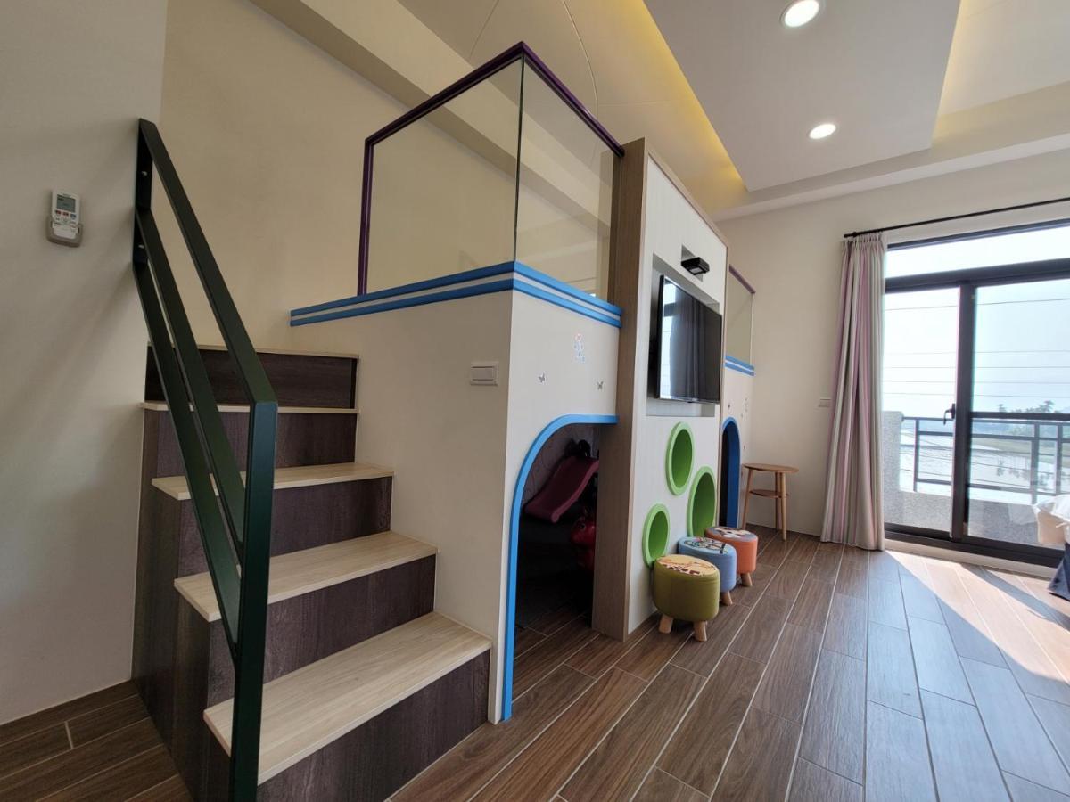 渡小夜電梯民宿 Yilannight B&B Wujie Exterior foto