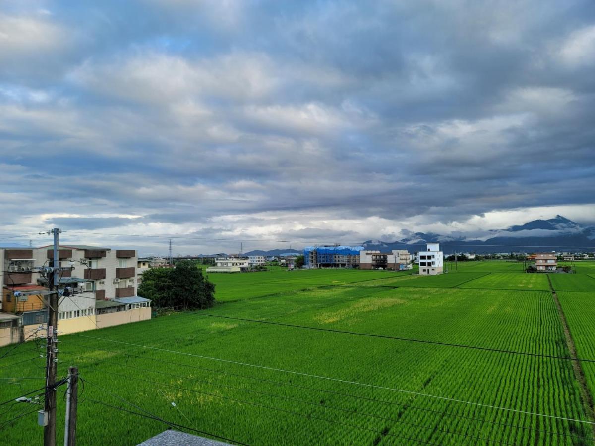 渡小夜電梯民宿 Yilannight B&B Wujie Exterior foto